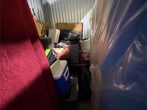 8 x 10 storage unit in Bronx, NY