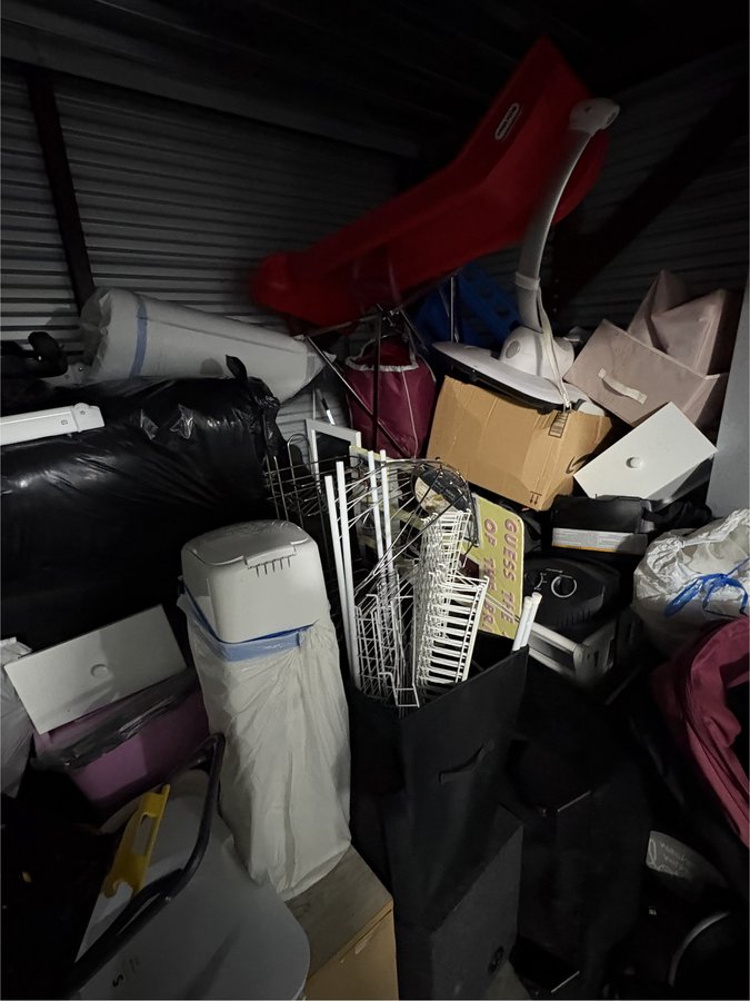 10 x 10 storage unit in Bronx, NY