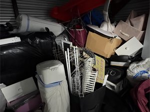 10 x 10 storage unit in Bronx, NY