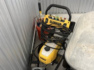 5 x 10 storage unit in Bronx, NY