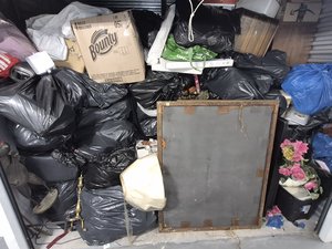 10 x 10 storage unit in Ridgewood, NY