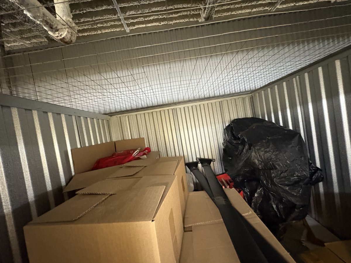 5 x 5 storage unit in Brooklyn, NY