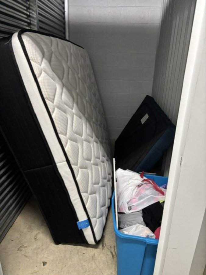 5 x 10 storage unit in Charlotte, NC