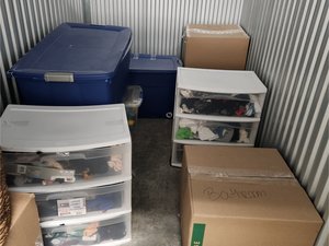 5 x 11 storage unit in Philadelphia, PA