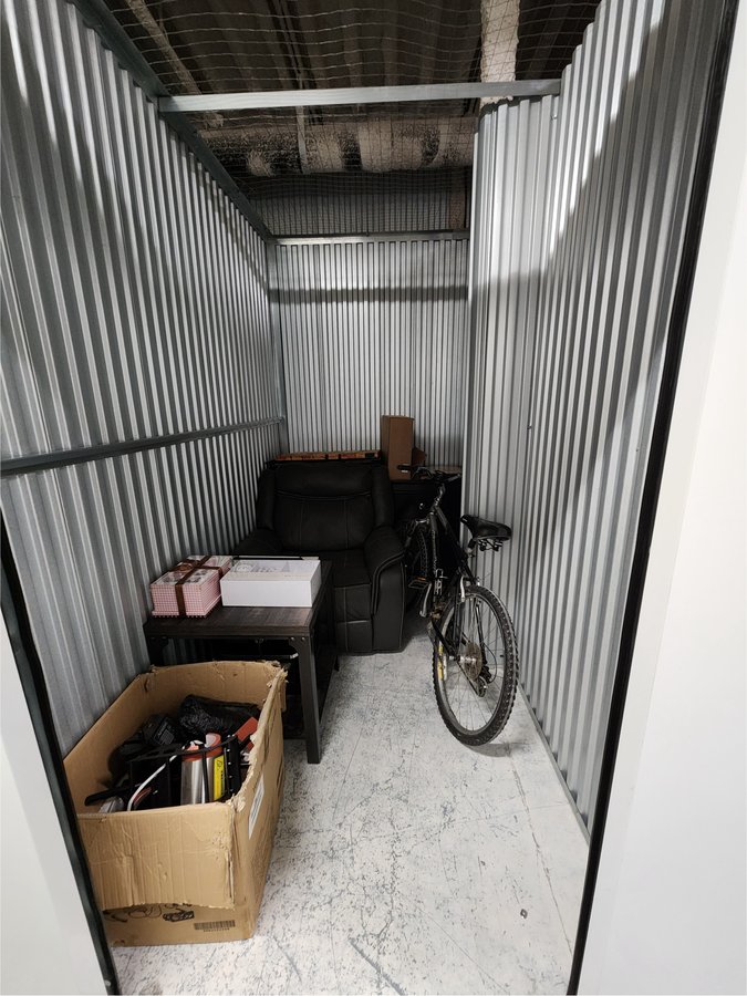 5 x 9 storage unit in Philadelphia, PA