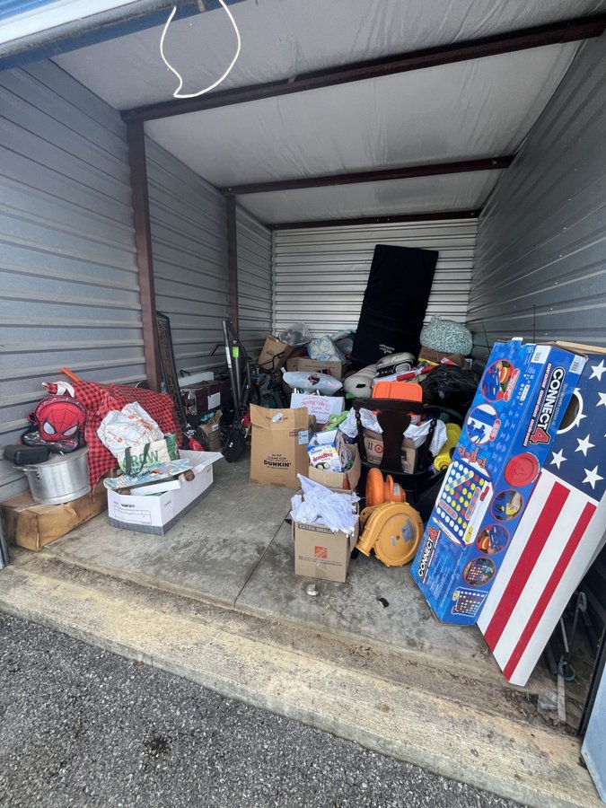10 x 15 storage unit in Ranson, WV