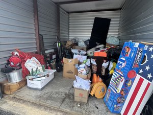 10 x 15 storage unit in Ranson, WV