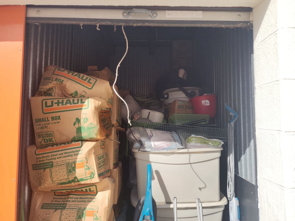 5 x 10 storage unit in Lisle, IL