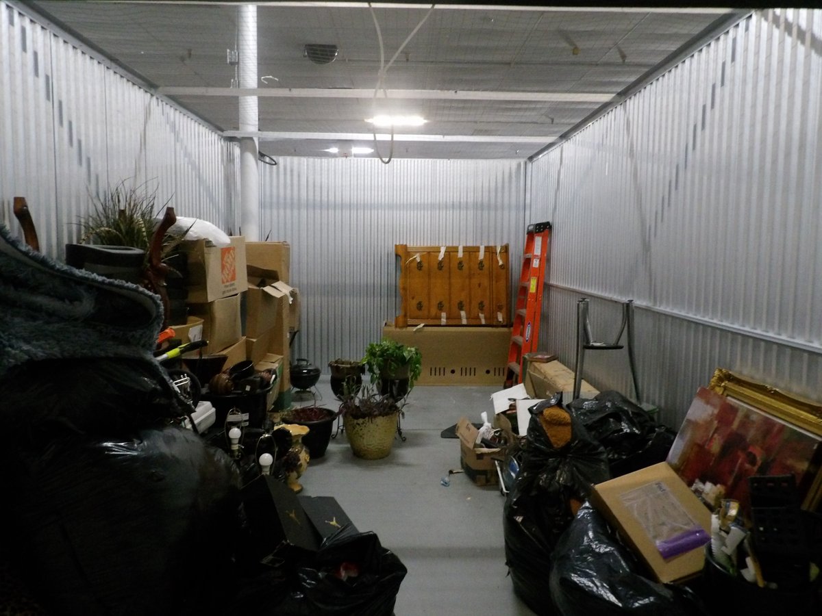 10 x 20 storage unit in Biloxi, MS