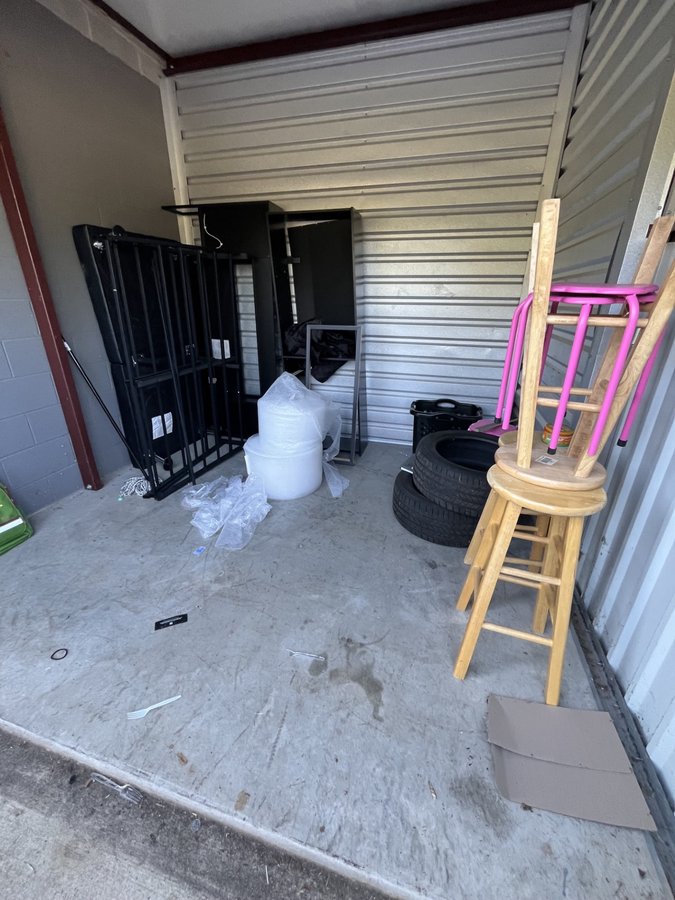 10 x 10 storage unit in Ranson, WV