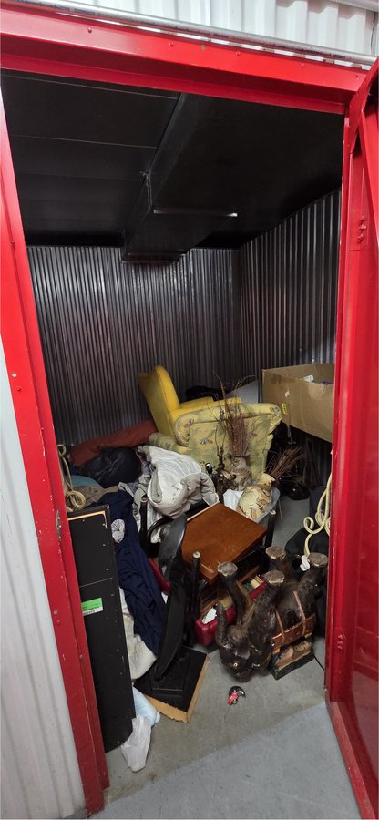 10 x 10 storage unit in Biloxi, MS