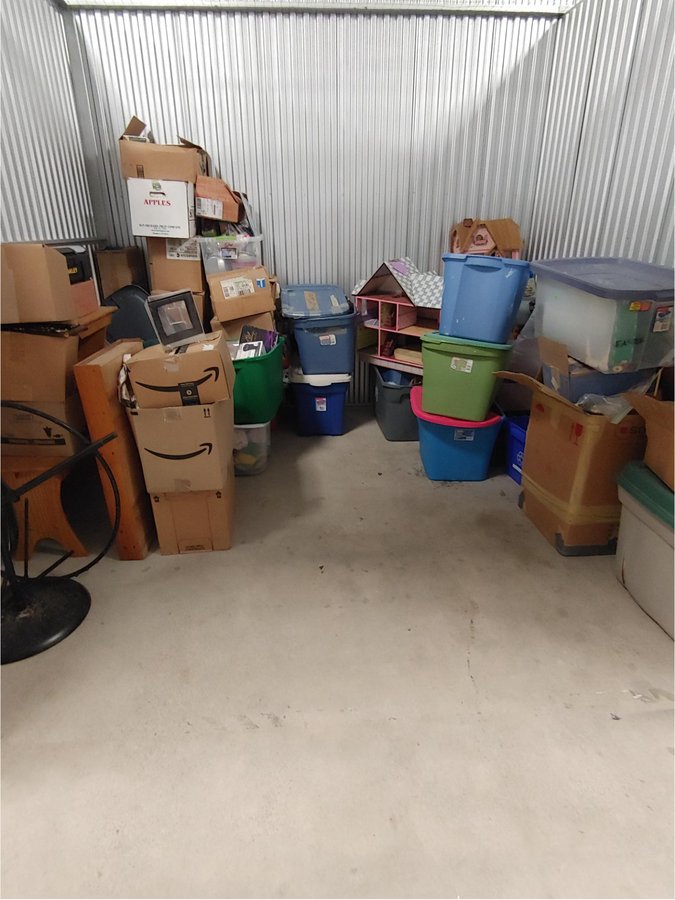 10 x 10 storage unit in Lockport, NY