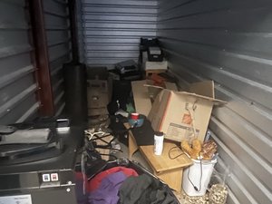 5 x 15 storage unit in Ranson, WV