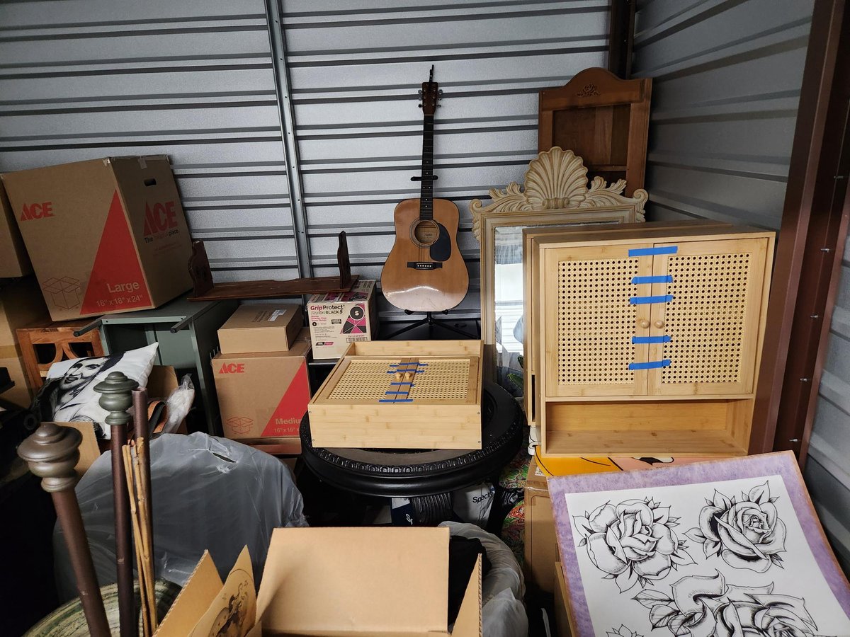 20 x 10 storage unit in Winston-salem, NC