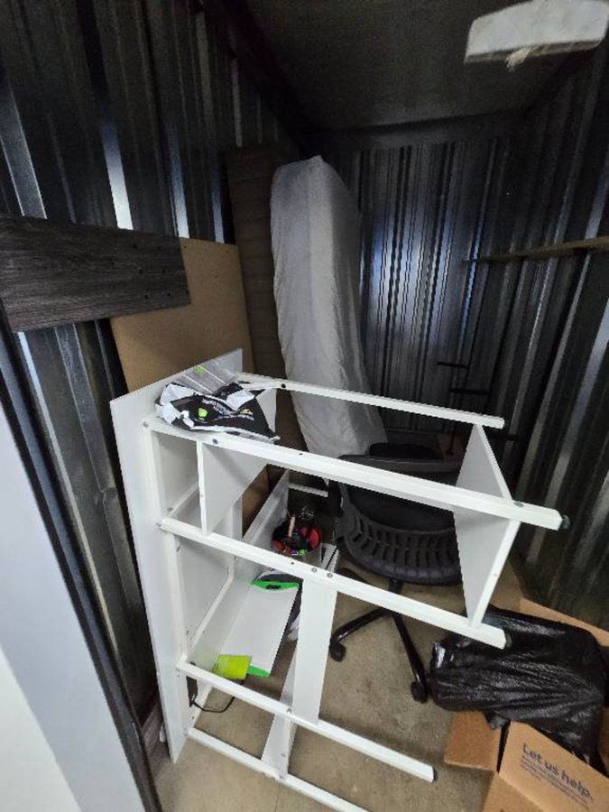 5 x 10 storage unit in Bloomington, IN