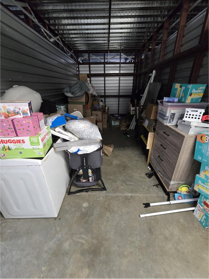 10 x 20 storage unit in Marietta, GA