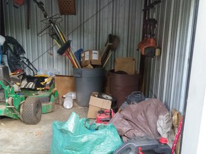 10 x 10 storage unit in Waterbury, CT