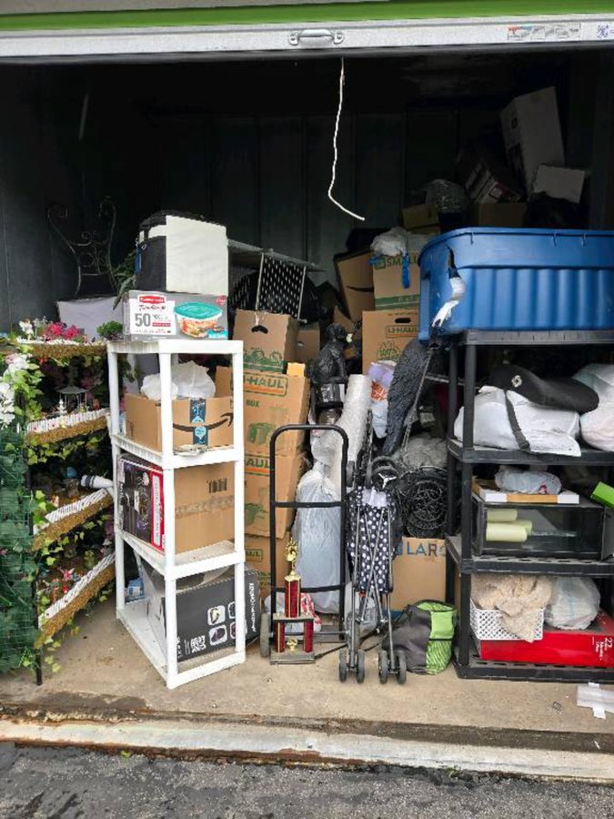 10 x 10 storage unit in Orem, UT