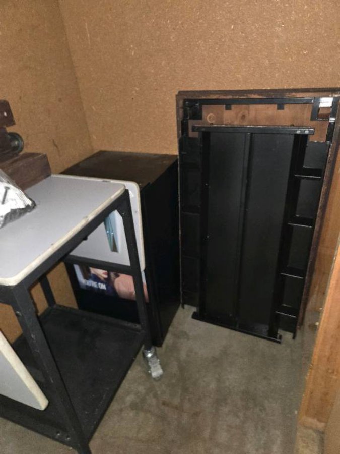 4 x 4 storage unit in Santa Monica, CA