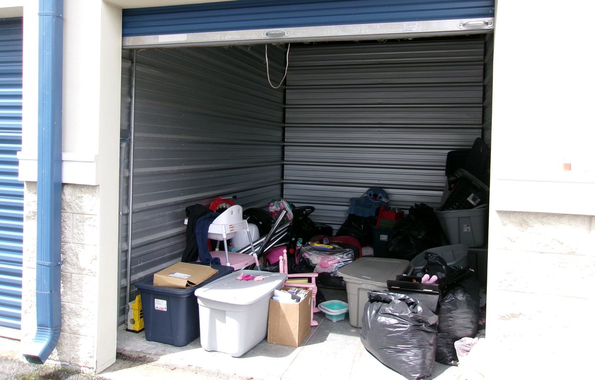 10 x 15 storage unit in Port St. Lucie, FL