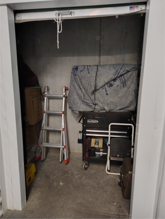 5 x 10 storage unit in Vancouver, WA