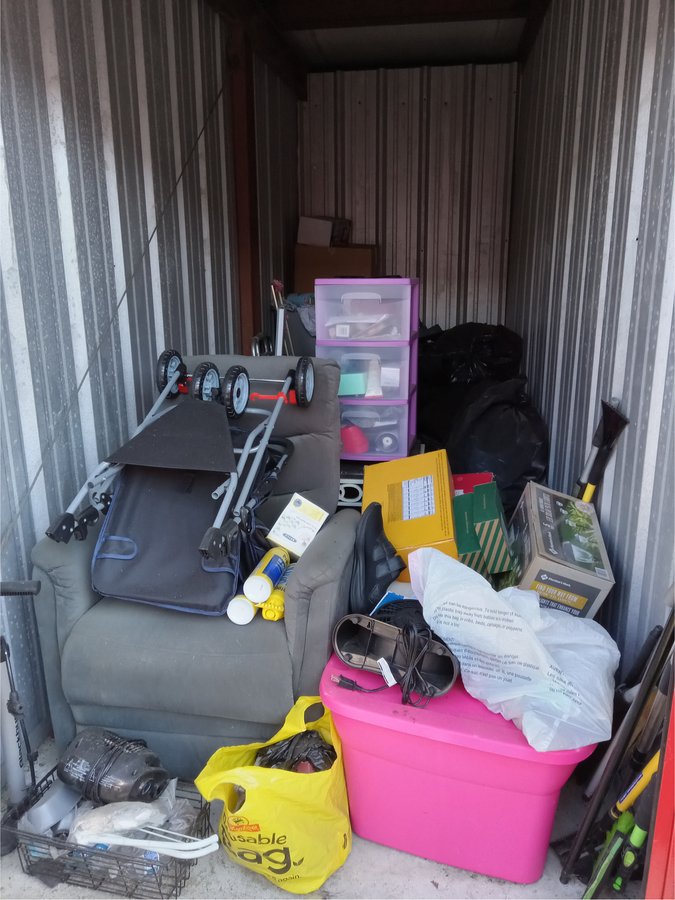 5 x 15 storage unit in Waterbury, CT