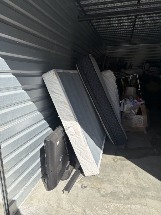10 x 30 storage unit in Antioch, CA