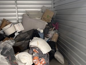10 x 10 storage unit in Oakley, CA
