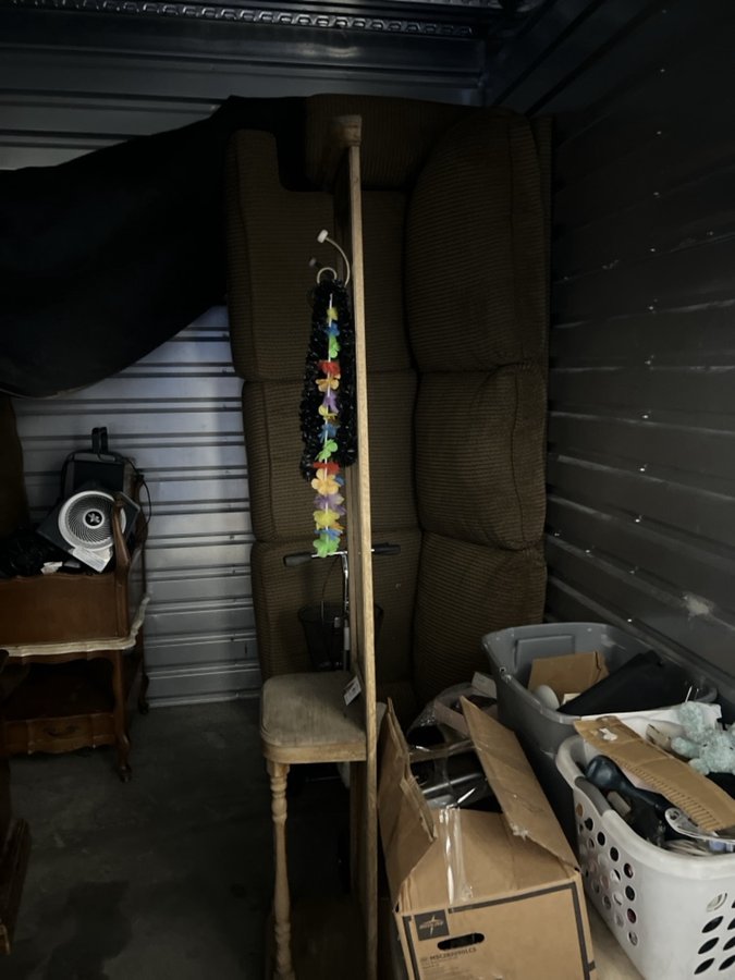 10 x 10 storage unit in Antioch, CA