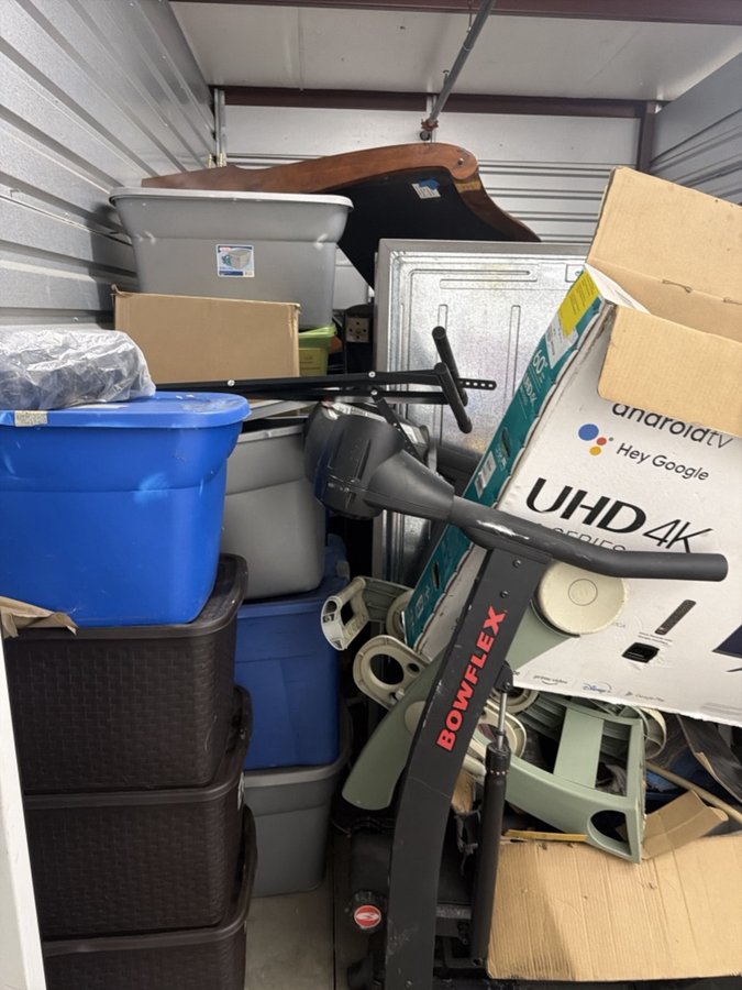 10 x 15 storage unit in Oakley, CA