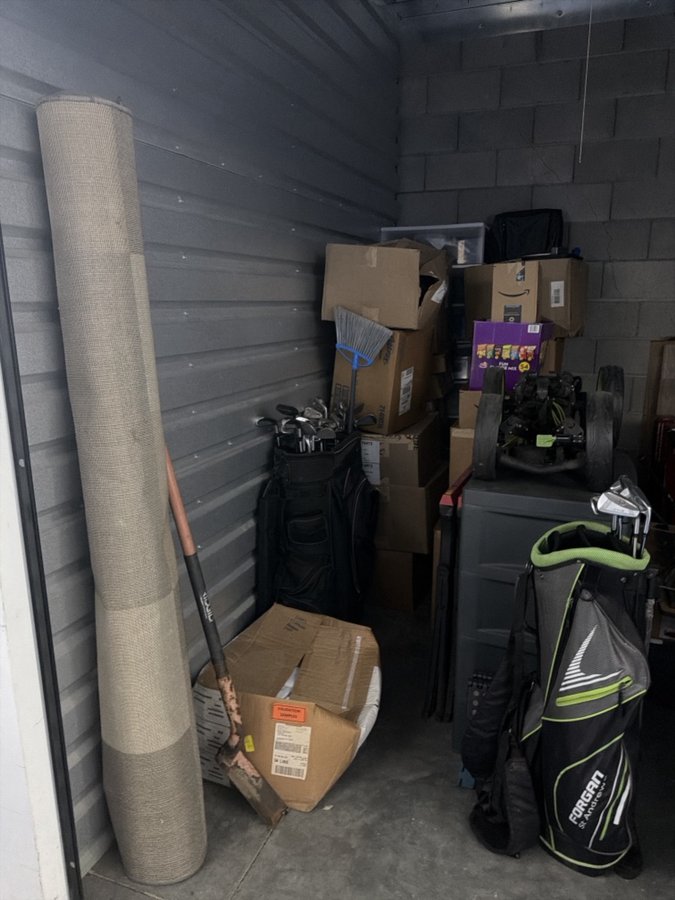 10 x 10 storage unit in Antioch, CA