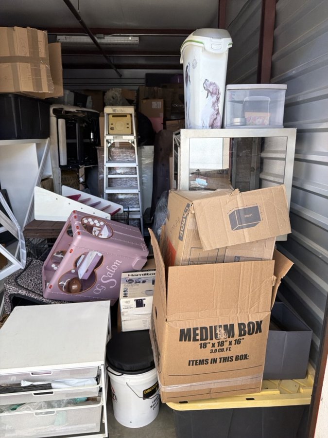 10 x 25 storage unit in Oakley, CA