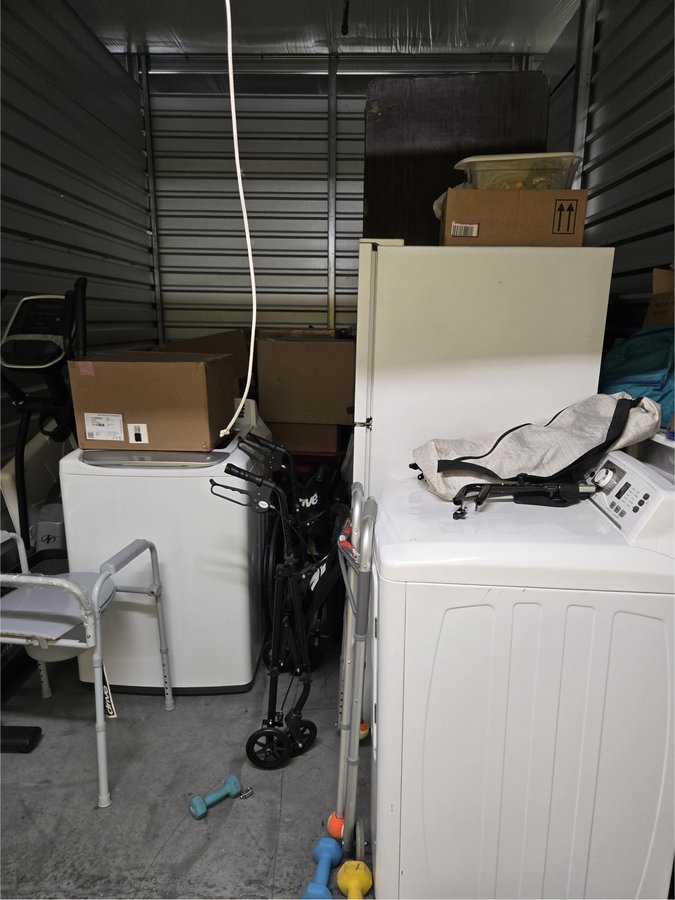 10 x 15 storage unit in Charlotte, NC