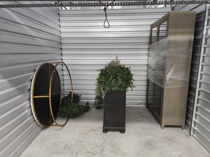 10 x 10 storage unit in Knoxville, TN