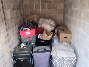 5 x 10 storage unit in Jacksonville, FL