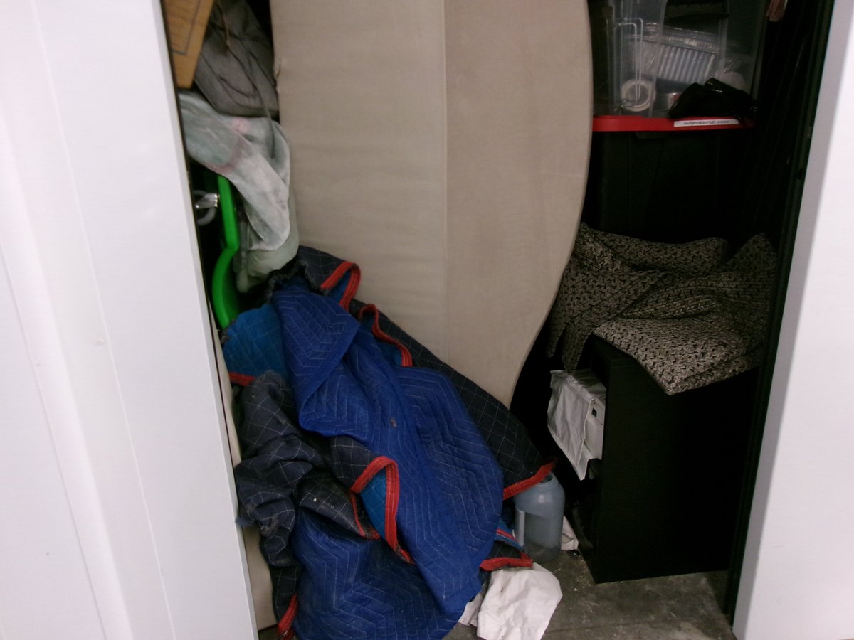 10 x 12 storage unit in Miami, FL