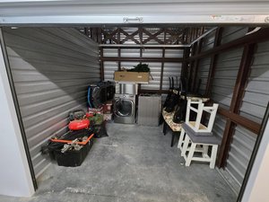 10 x 10 storage unit in Charleston, SC