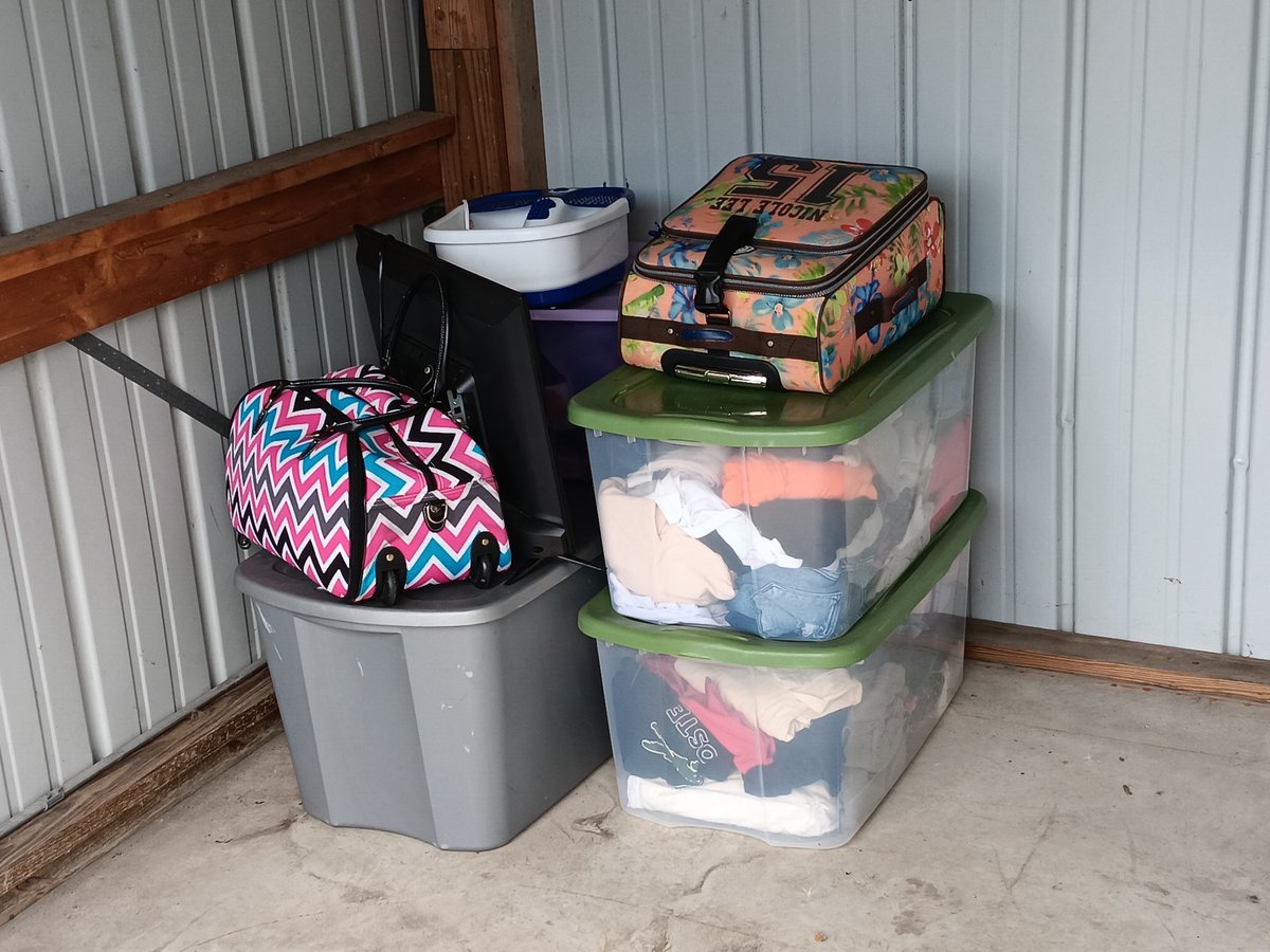 10 x 10 storage unit in Milwaukee, WI