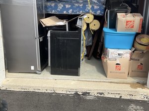 10 x 15 storage unit in Farmington, MI