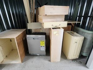 10 x 10 storage unit in Ringwoodii, IL