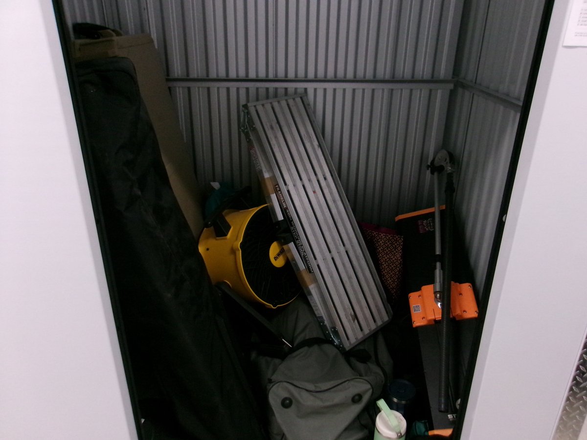 5 x 5 storage unit in Miami, FL