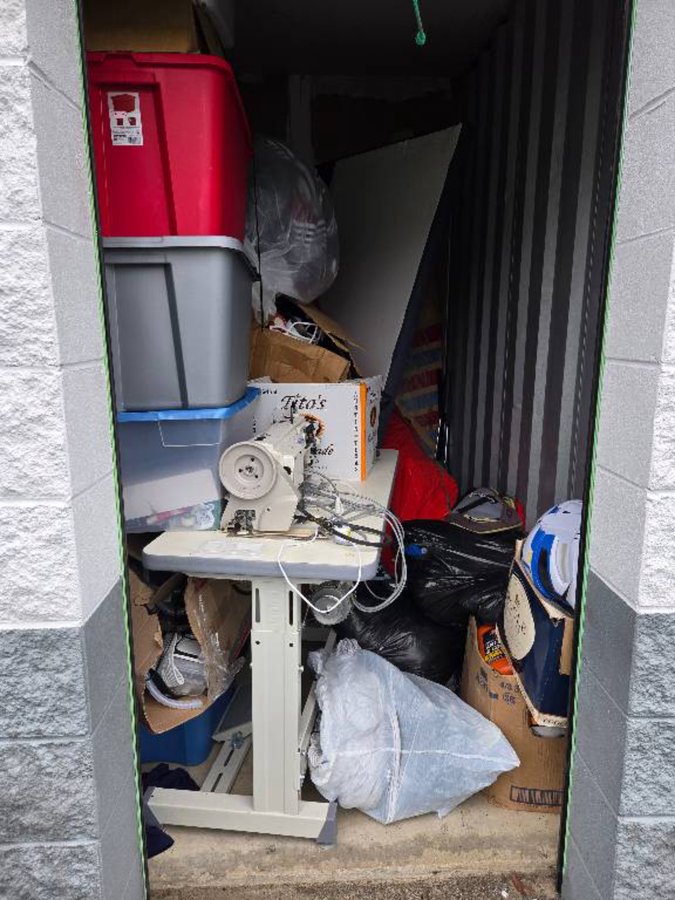 5 x 10 storage unit in Wilmington Island, GA