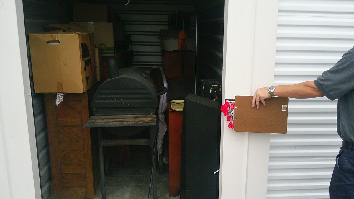 5 x 10 storage unit in Columbia, MO