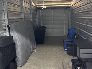 10 x 20 storage unit in Charlotte, NC