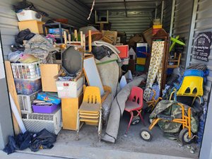 10 x 25 storage unit in Murrieta, CA