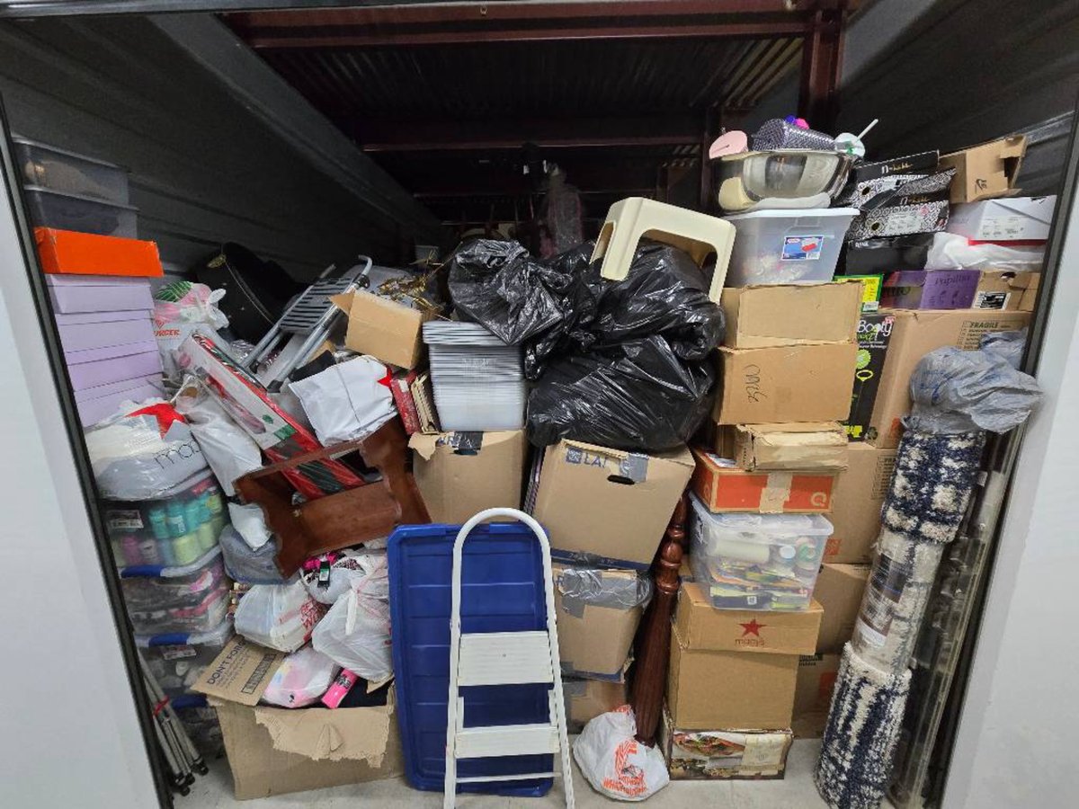 10 x 30 storage unit in San Antonio, TX