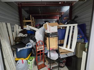10 x 10 storage unit in San Antonio, TX