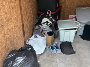 5 x 10 storage unit in Fort Wayne, IN