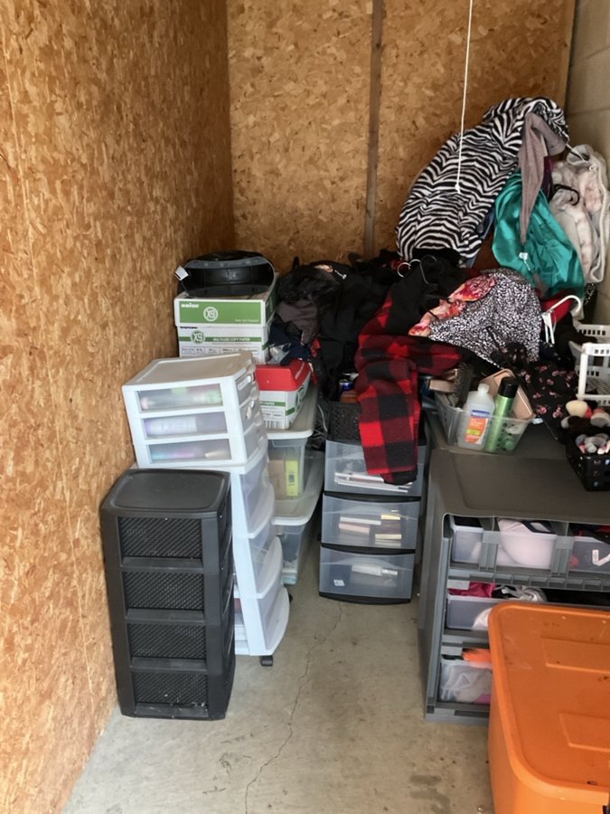 5 x 10 storage unit in Fort Wayne, IN