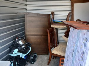 10 x 10 storage unit in Lake Worth, FL